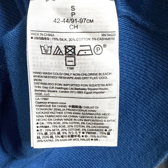 Banana Republic Luxury Blend Men's Blue V Neck Sweater Silk Cashmere Blend Small - Picture 6 of 6